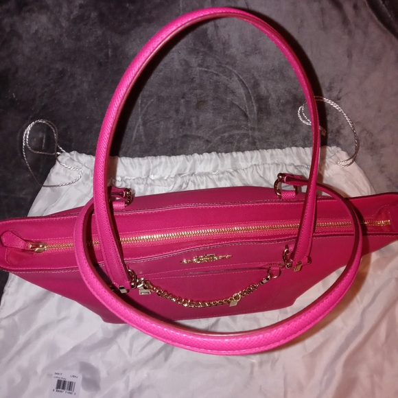 *SOLD* COACH XGRN TOWN CAR TOTE - - Picture 6 of 11